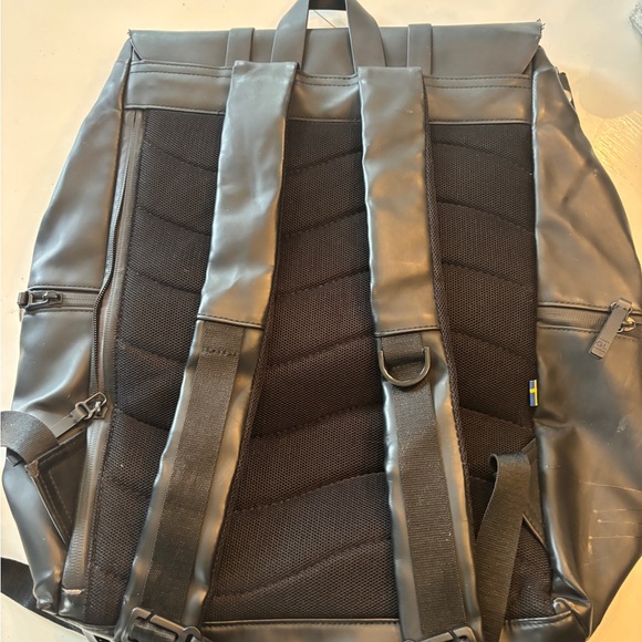 Gaston Luga 2.0 Splash Backpack, Scandinavian Design, water resistant travel - Picture 3 of 5